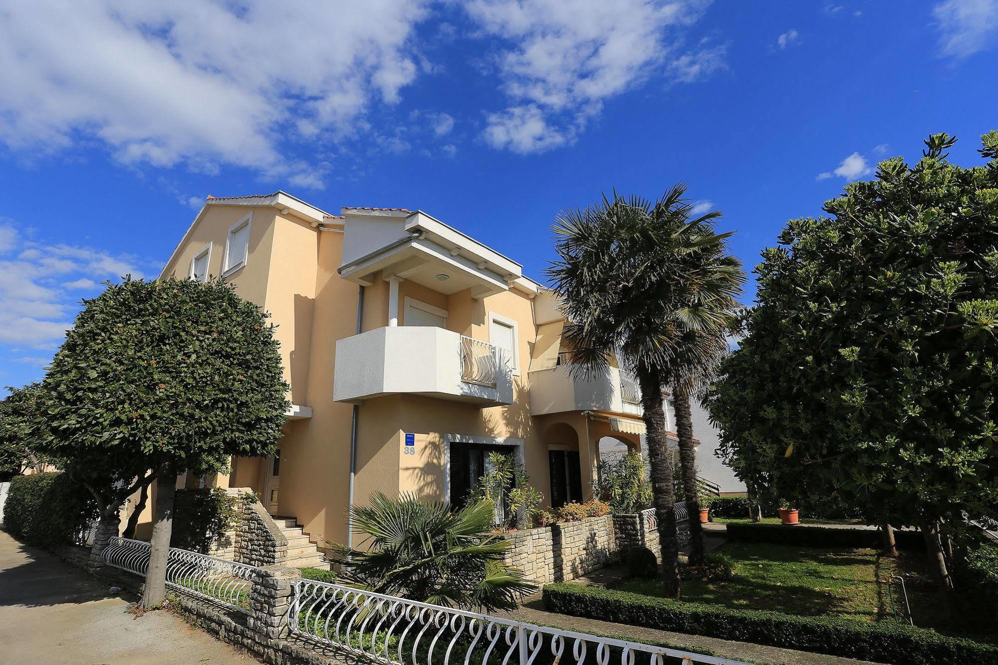 Villa Sonja Zara Esterno foto